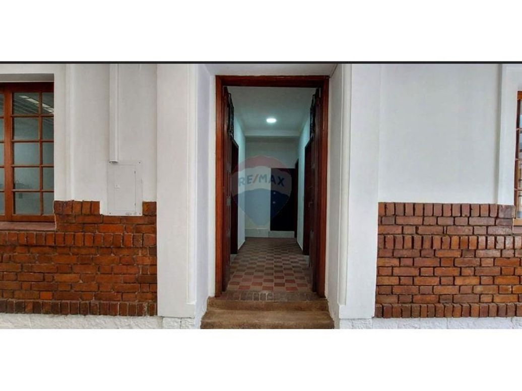 Casa de 6 alcobas en venta en Cjr Loira Real, Bogotá, 245 m² · foto 20 de 20