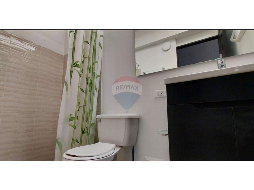 Casa de 6 alcobas en venta en Cjr Loira Real, Bogotá, 245 m² · foto 15 de 20