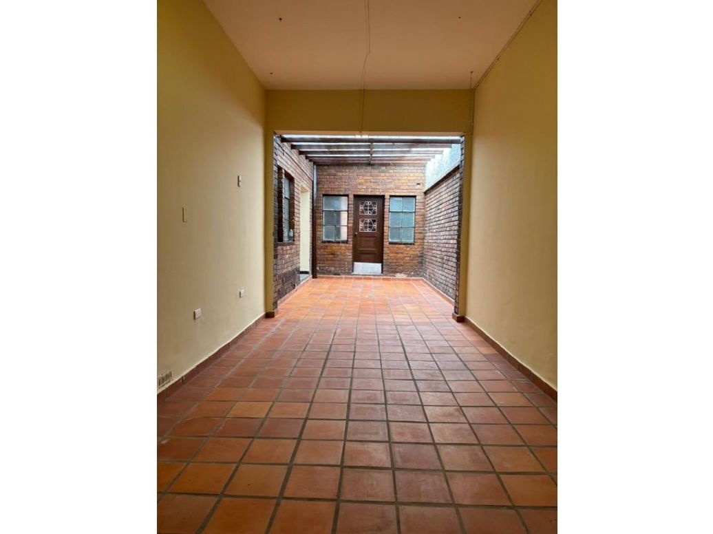 Casa de 6 alcobas en venta en San Luis, Bogotá, 330 m² · foto 13 de 20