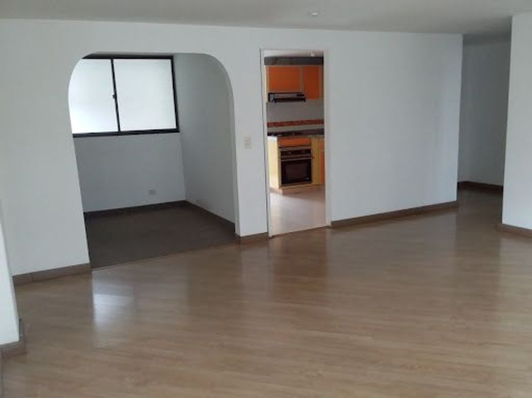 Apartamento de 2 alcobas en venta en Chapinero Alto, Bogotá, 88 m² · foto 6 de 19