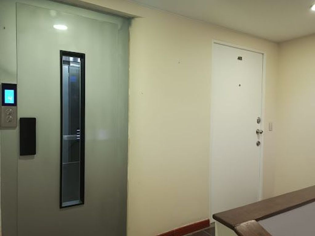 Apartamento de 2 alcobas en venta en Chapinero Alto, Bogotá, 88 m² · foto 2 de 19
