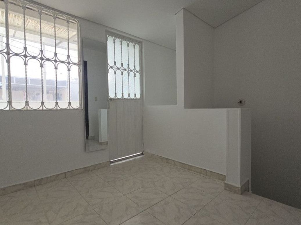 Casa de 3 alcobas en venta en Cr Prados De Castilla Et. Iv, Bogotá, 68 m² · foto 17 de 20