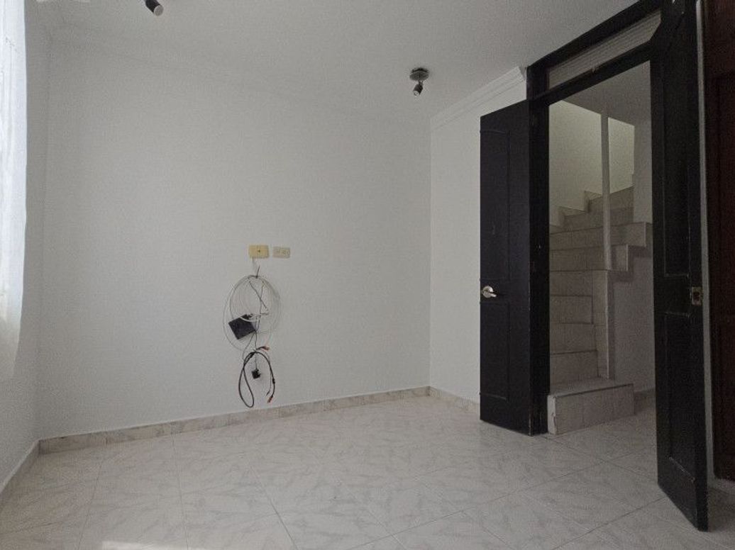 Casa de 3 alcobas en venta en Cr Prados De Castilla Et. Iv, Bogotá, 68 m² · foto 12 de 20