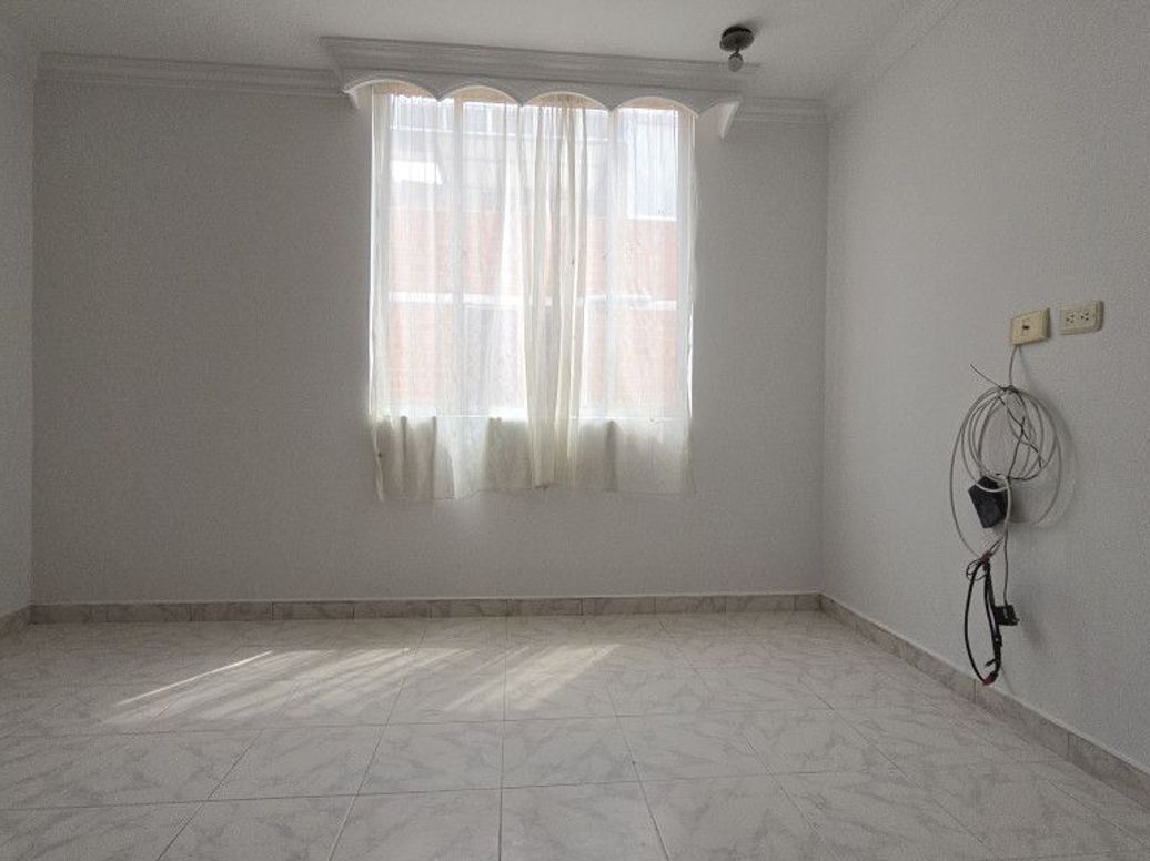 Casa de 3 alcobas en venta en Cr Prados De Castilla Et. Iv, Bogotá, 68 m² · foto 11 de 20