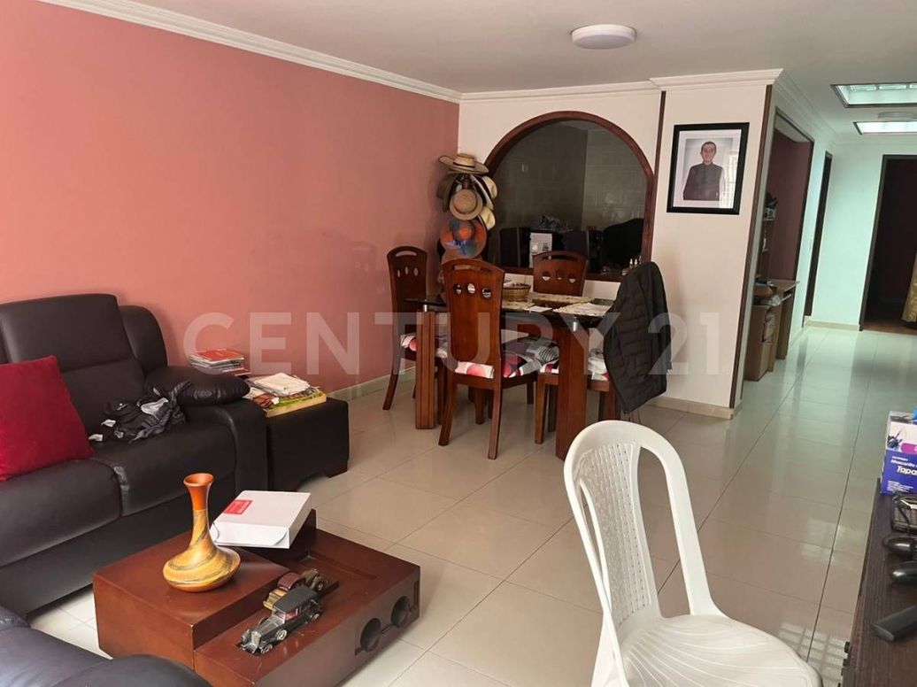 Casa de 5 alcobas en venta en San Cristobal Norte, Bogotá, 190 m² · foto 10 de 20
