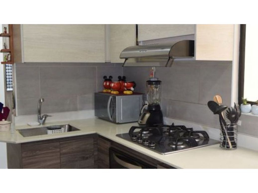 Apartamento de 3 alcobas en venta en Normandía, Bogotá, 81 m² · foto 4 de 11