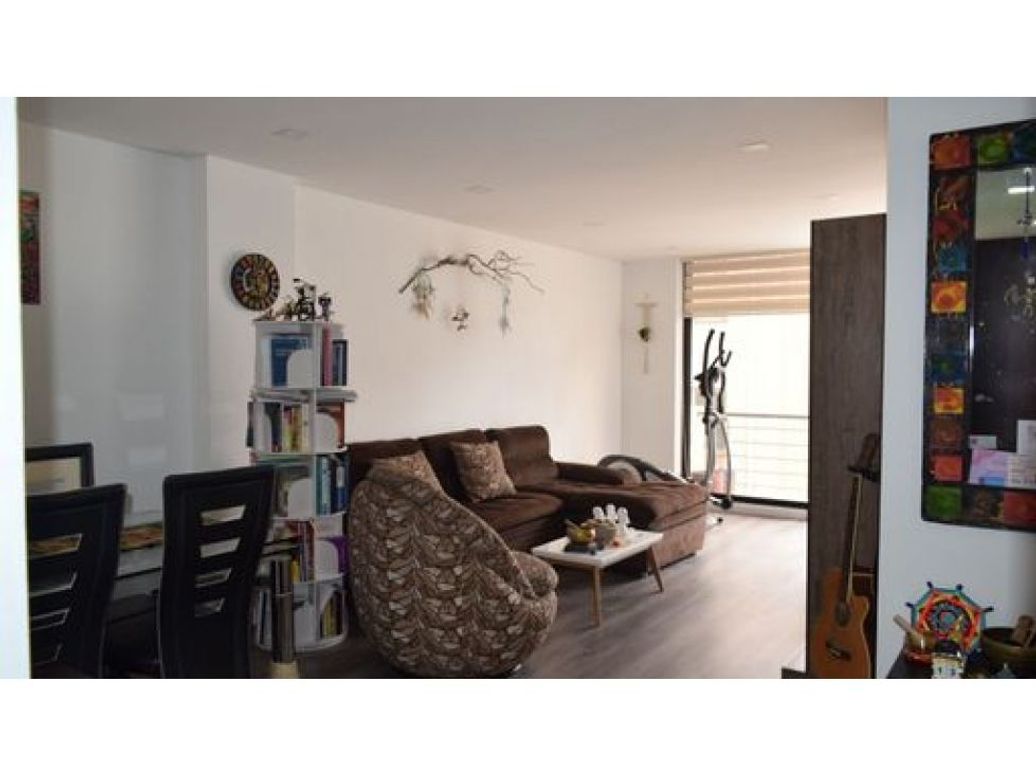 Apartamento de 3 alcobas en venta en Normandía, Bogotá, 81 m² · foto 5 de 11