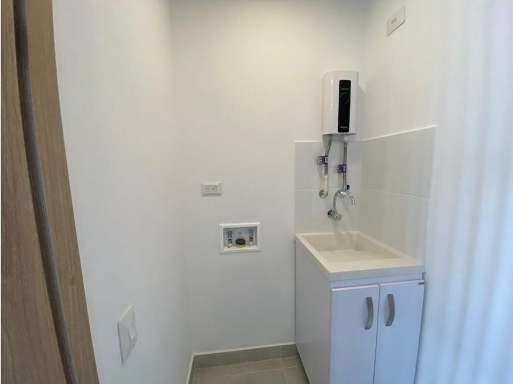 Apartaestudio en venta en Santa Barbara Oriental, Bogotá, 37 m² · foto 6 de 6