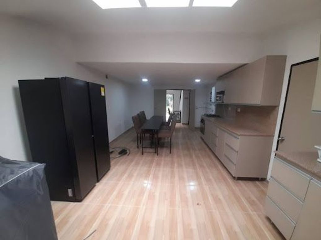 ARRIENDO de CASA COMERCIAL en MALIBU, Medellín en Malibu