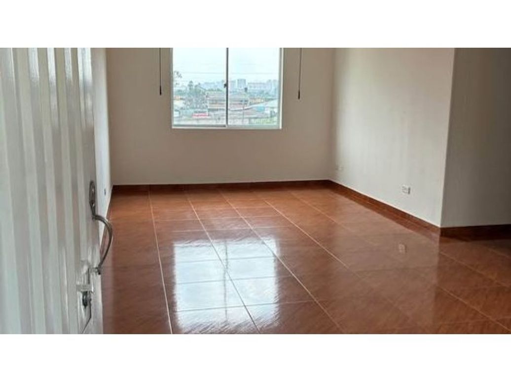 Apartamento de 3 alcobas en venta en Valparaiso, Bogotá, 65 m² · foto 2 de 6