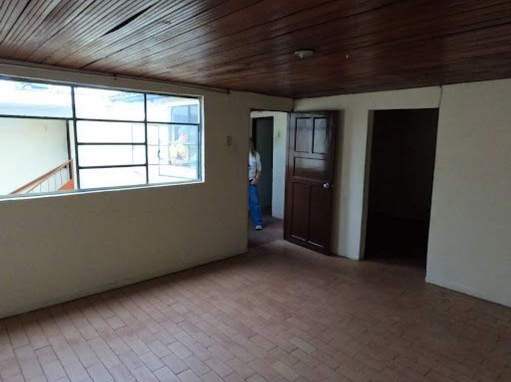 Casa de 5 alcobas en venta en Nueva Delicias, Bogotá, 140 m² · foto 3 de 19