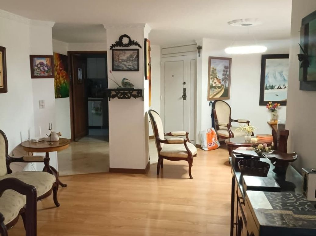 Apartamento de 3 alcobas en venta en Acacias Usaquen, Bogotá, 166 m² · foto 2 de 14