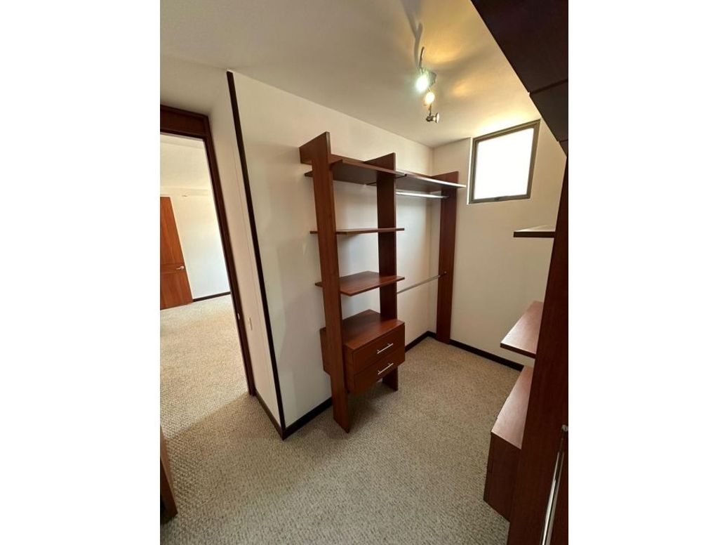 Apartamento de 3 alcobas en venta en Britalia, Bogotá, 81 m² · foto 11 de 19