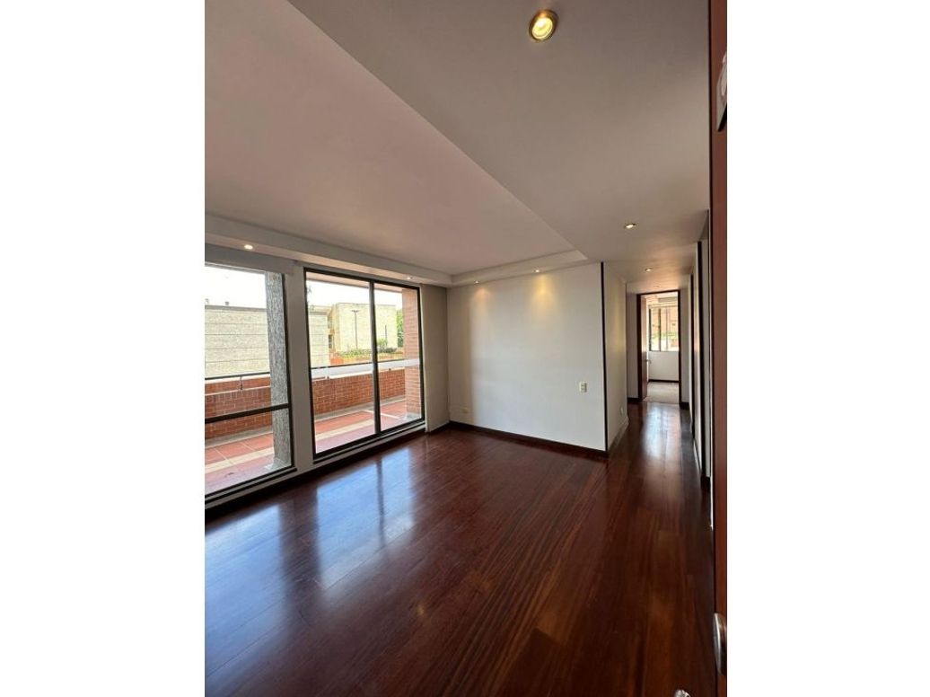 Apartamento de 3 alcobas en venta en Britalia, Bogotá, 81 m² · foto 17 de 19