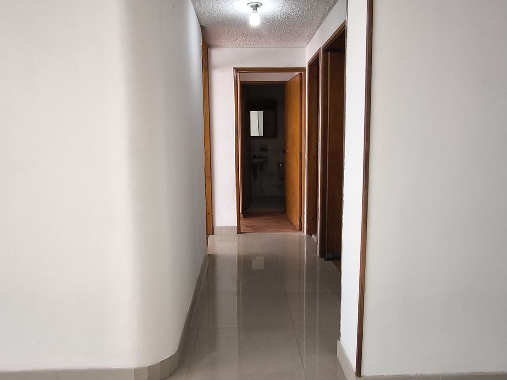 Apartamento de 2 alcobas en venta en El Recuerdo, Bogotá, 62 m² · foto 5 de 12