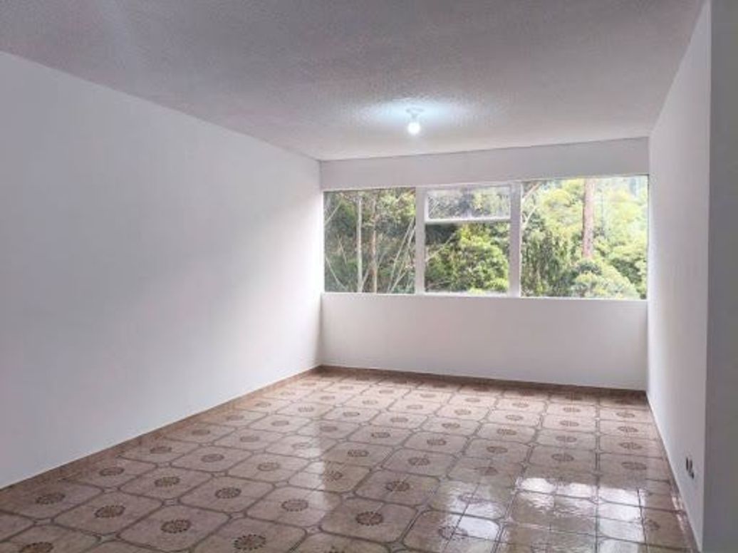 Apartamento de 3 alcobas en venta en Las Aguas, Bogotá, 80 m² · foto 2 de 20
