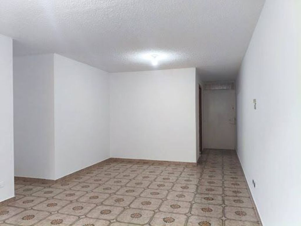 Apartamento de 3 alcobas en venta en Las Aguas, Bogotá, 80 m² · foto 3 de 20