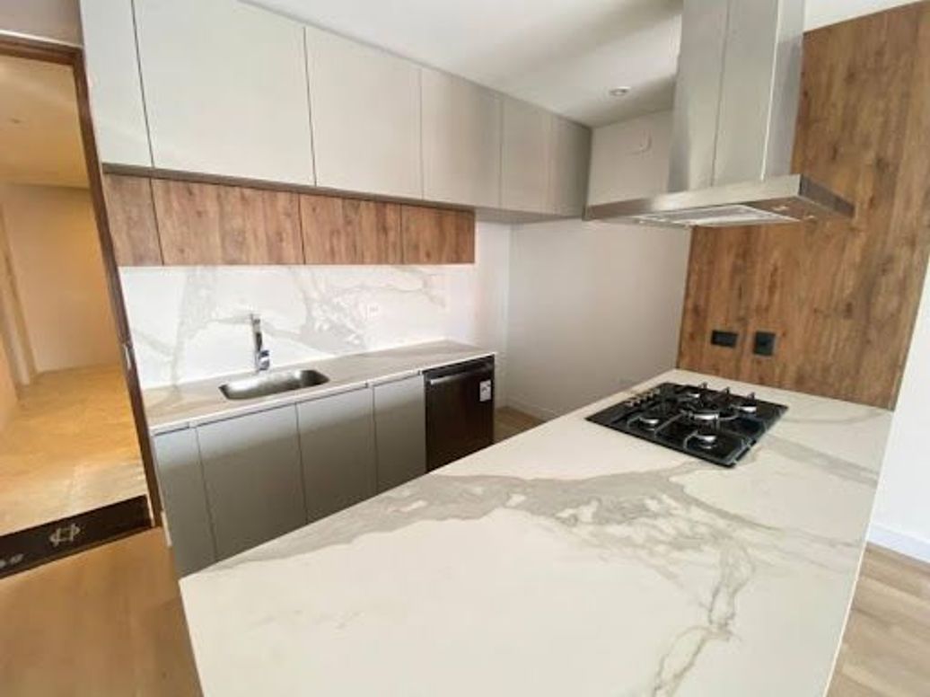 Apartamento de 2 alcobas en venta en Chico Oriental, Bogotá, 98 m² · foto 19 de 20