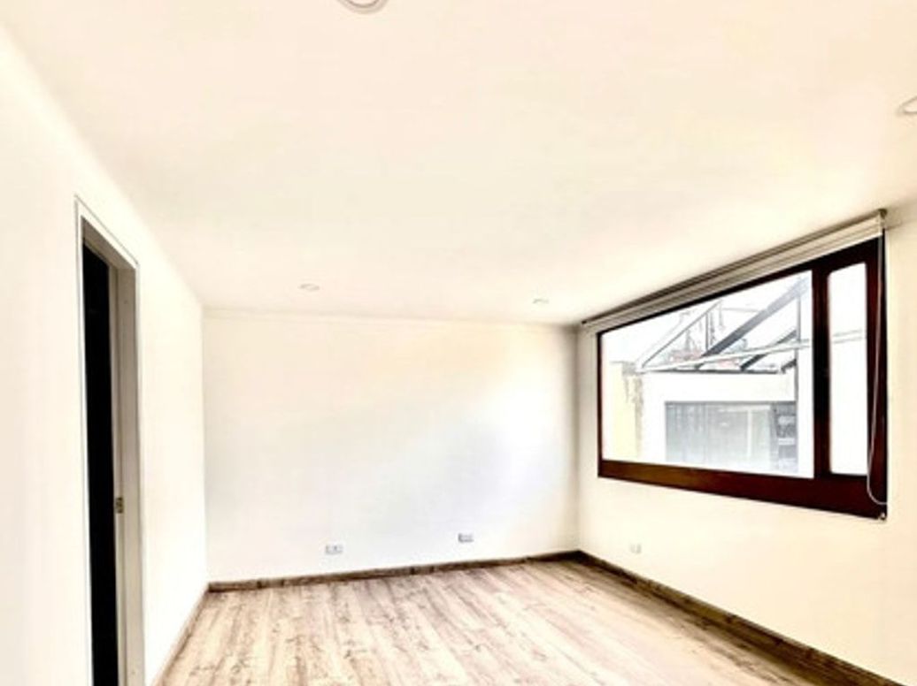 Apartamento de 2 alcobas en venta en Santa Barbara Central, Bogotá, 97 m² · foto 8 de 8