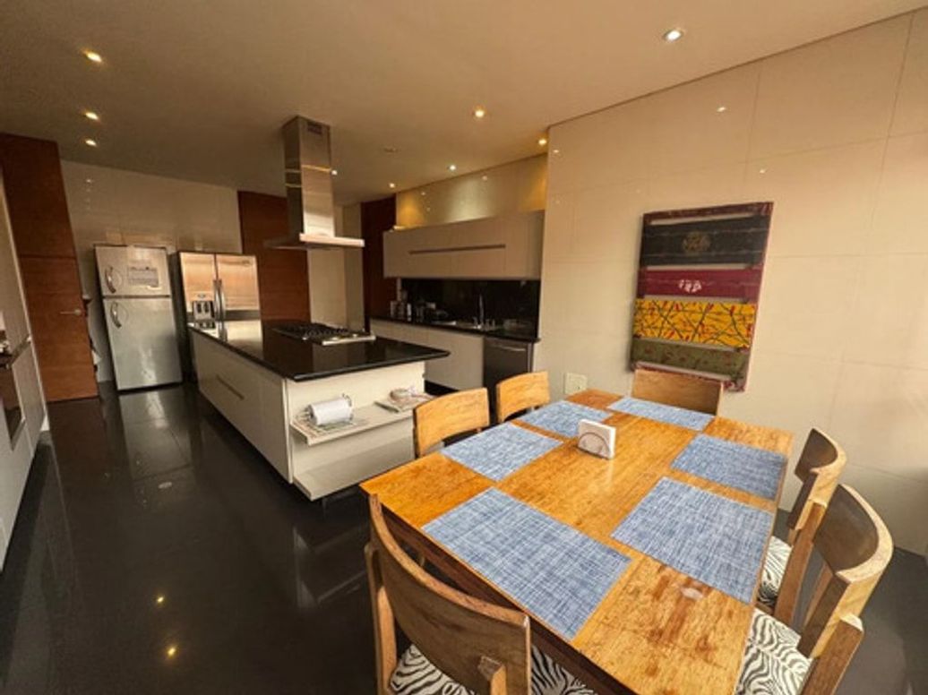 Apartamento de 3 alcobas en venta en Bellavista, Bogotá, 300 m² · foto 12 de 12