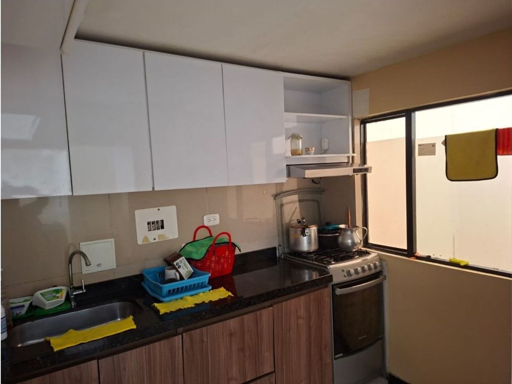 Apartamento de 3 alcobas en venta en San Rafael, Bogotá, 115 m² · foto 2 de 17