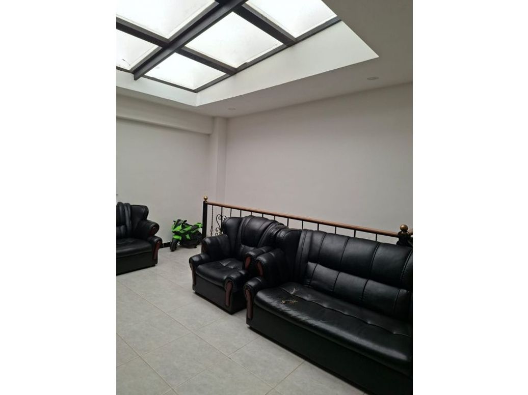 Apartamento de 3 alcobas en venta en San Rafael, Bogotá, 115 m² · foto 5 de 17