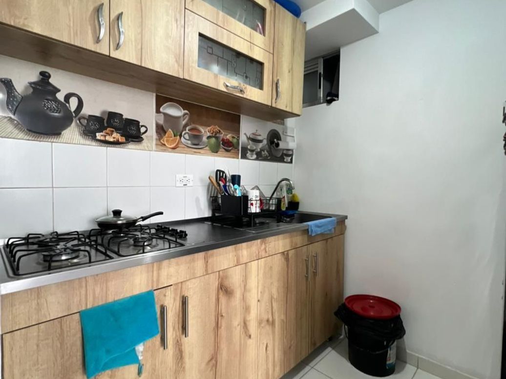 Apartamento de 3 alcobas en venta en Granada Sur, Bogotá, 52 m² · foto 11 de 19