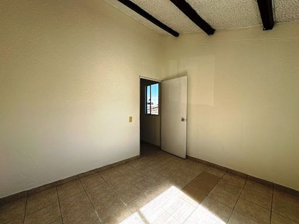 Casa de 3 alcobas en venta en Villa De Los Alpes, Bogotá, 108 m² · foto 8 de 19