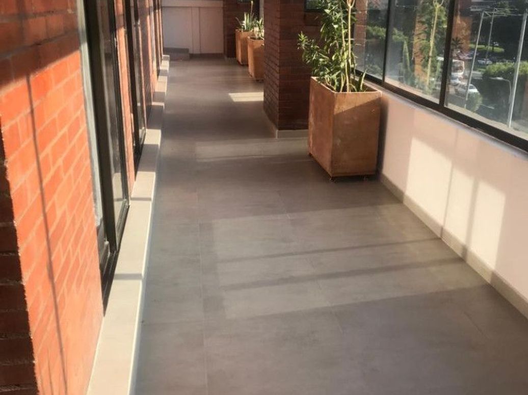 Apartamento de 4 alcobas en venta en Estoril, Bogotá, 228 m² · foto 2 de 13