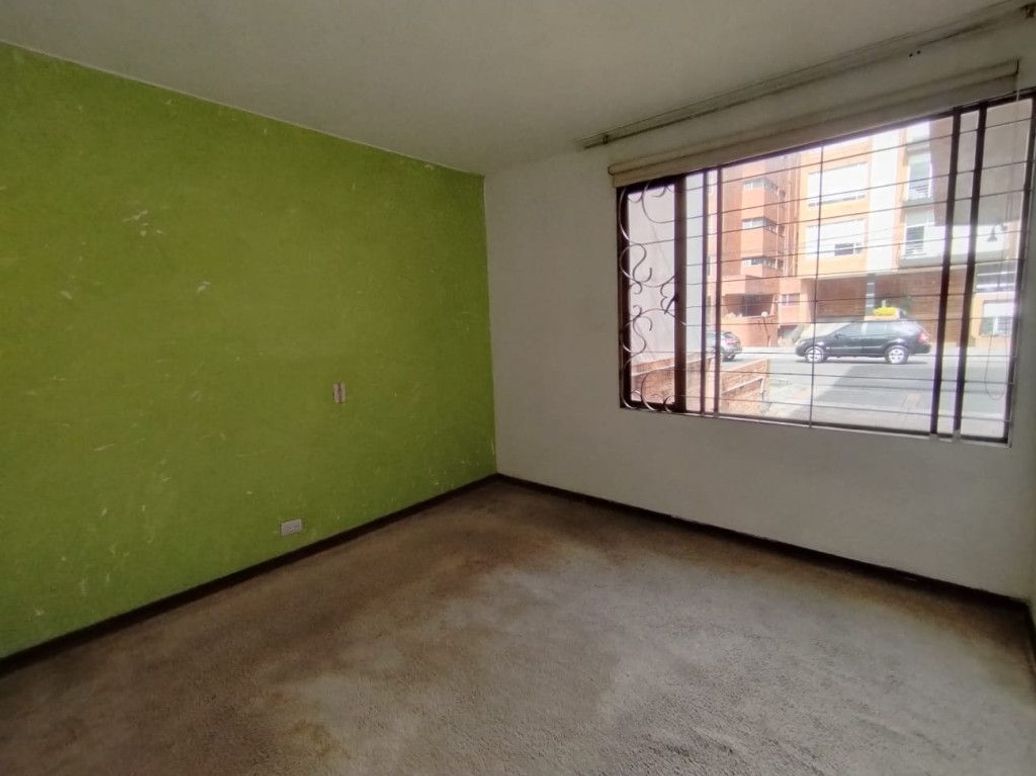 Apartamento de 3 alcobas en venta en Santa Barbara Central, Bogotá, 151 m² · foto 12 de 20