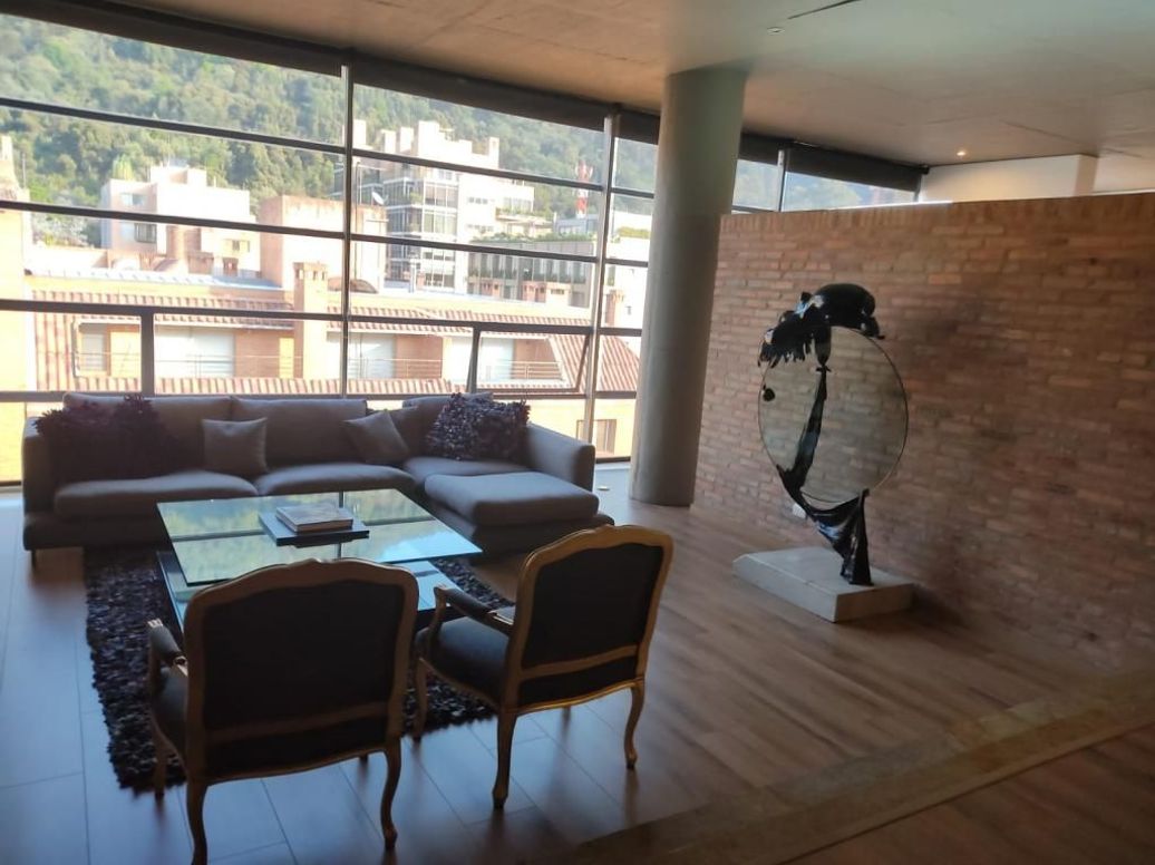 Apartamento de 1 alcoba en arriendo en Chico Norte Et. Ii, Bogotá, 124 m² · foto 4 de 16