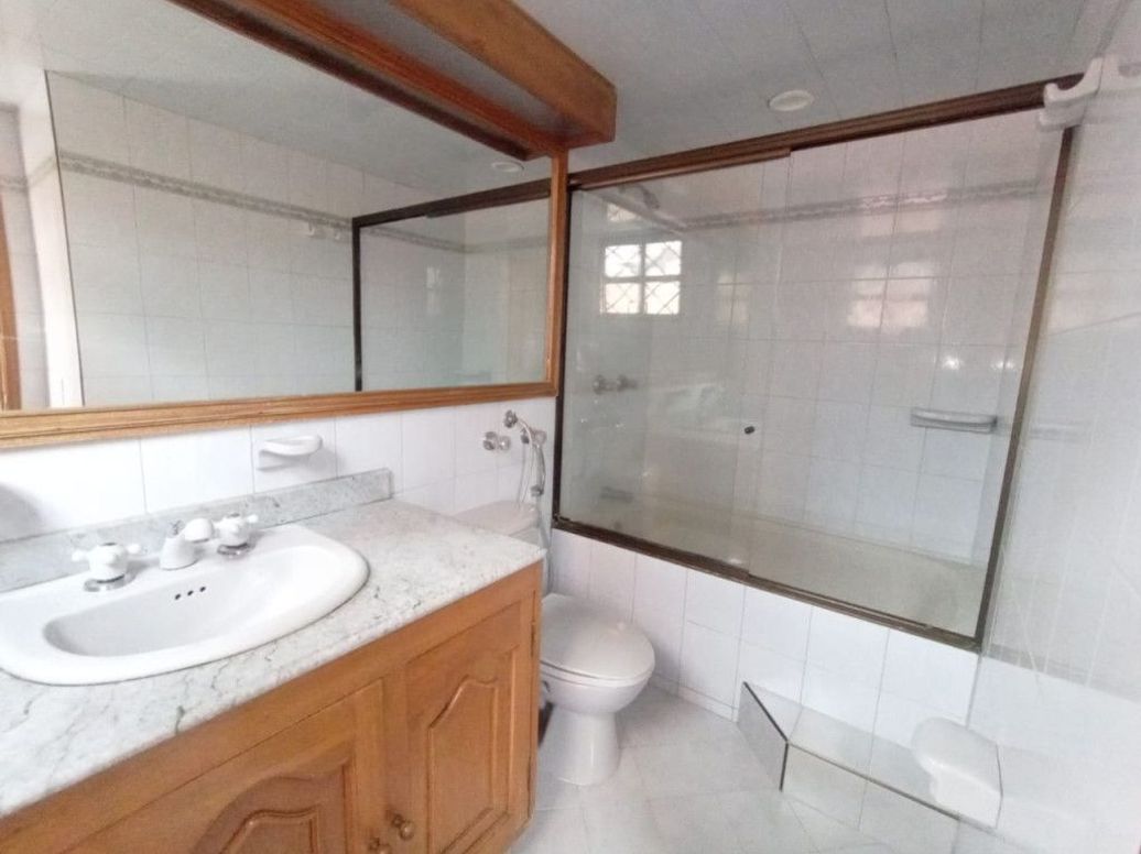 Apartamento de 3 alcobas en venta en Santa Bibiana, Bogotá, 135 m² · foto 5 de 19