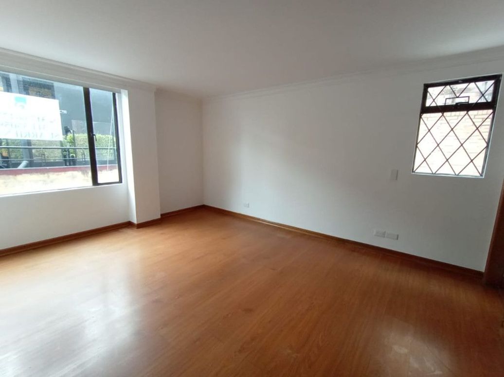 Apartamento de 3 alcobas en venta en Santa Bibiana, Bogotá, 135 m² · foto 6 de 19