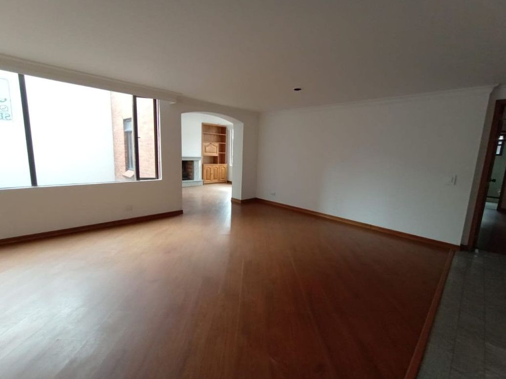 Apartamento de 3 alcobas en venta en Santa Bibiana, Bogotá, 135 m² · foto 7 de 19