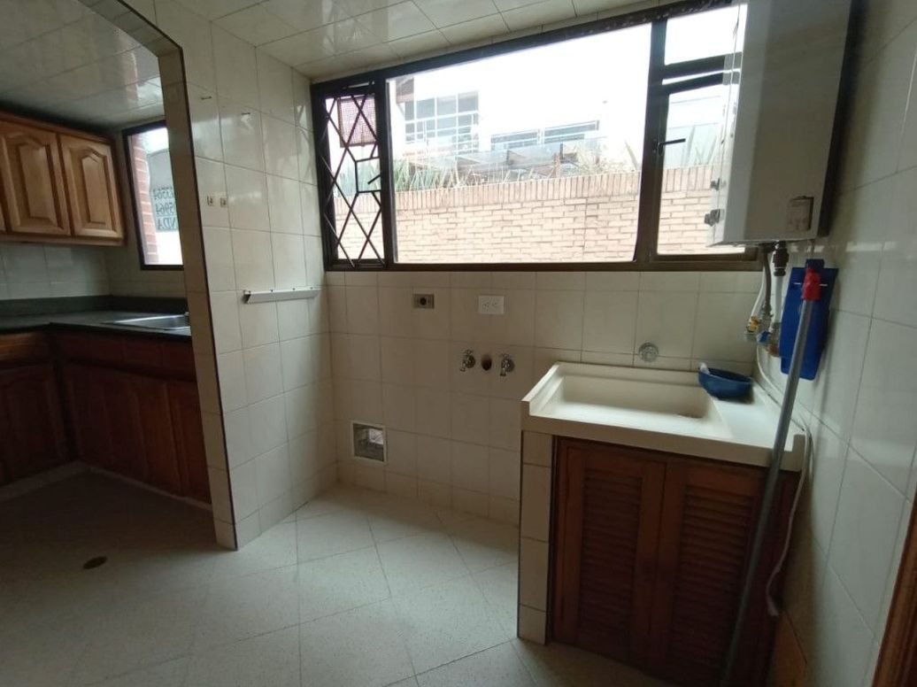 Apartamento de 3 alcobas en venta en Santa Bibiana, Bogotá, 135 m² · foto 15 de 19