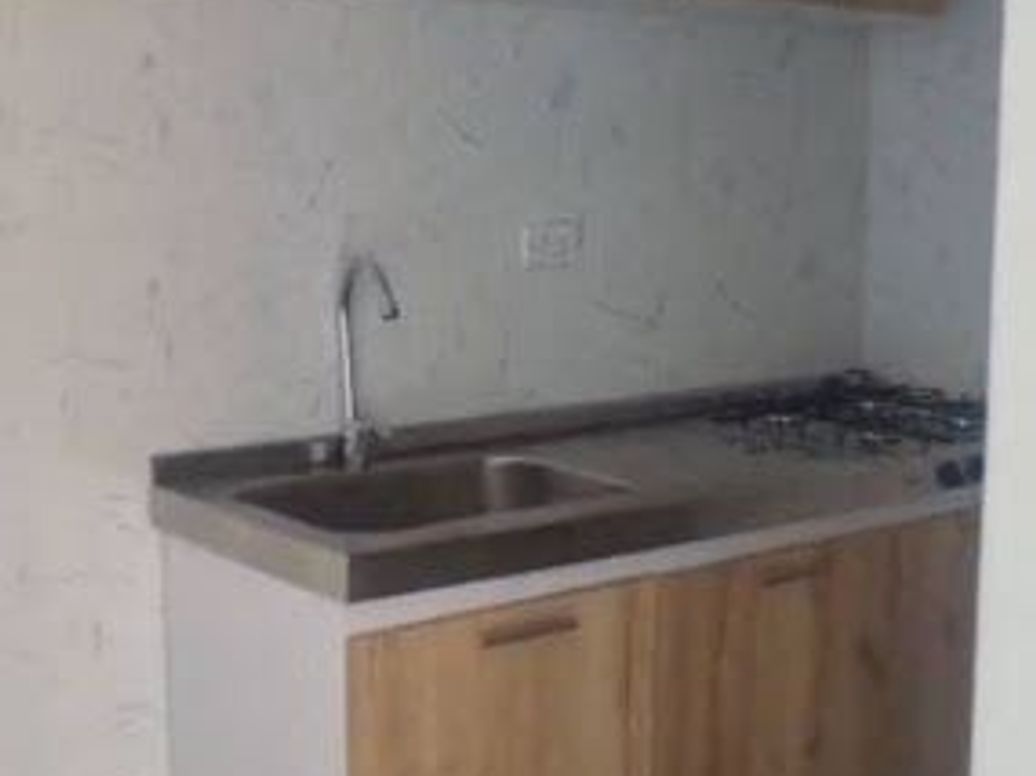 Apartamento de 2 alcobas en arriendo en Las Brisas, Bogotá, 45 m² · foto 2 de 6