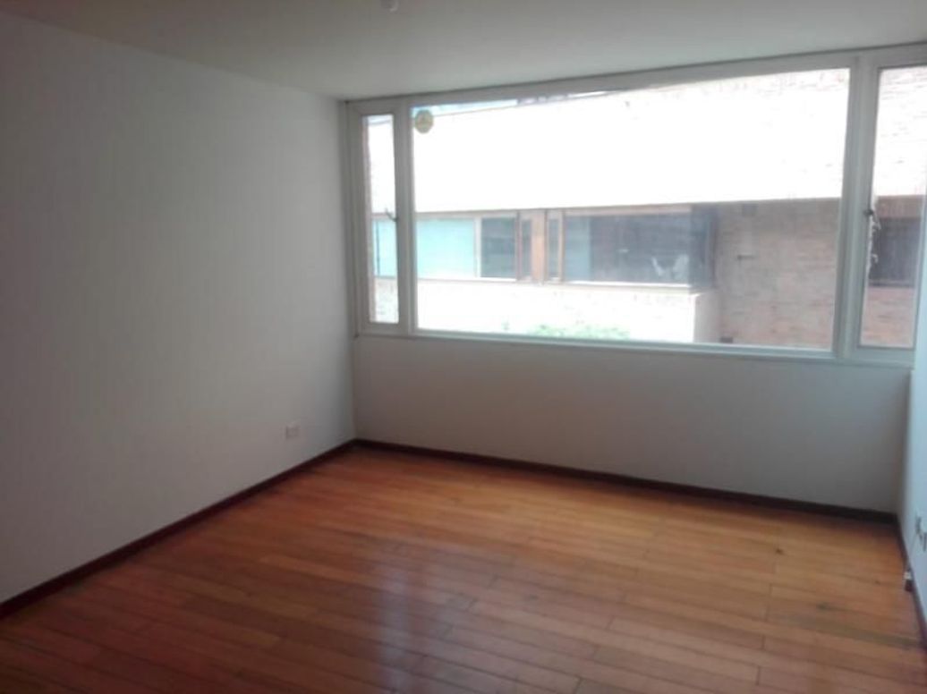 Apartamento de 4 alcobas en venta en Los Rosales, Bogotá, 320 m² · foto 8 de 19