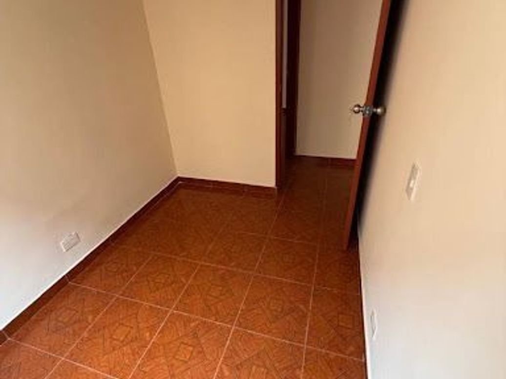 Apartamento de 3 alcobas en venta en San Bernardino Xvii, Bogotá, 45 m² · foto 14 de 20