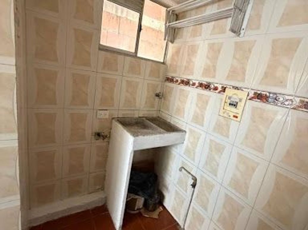 Apartamento de 3 alcobas en venta en San Bernardino Xvii, Bogotá, 45 m² · foto 4 de 20