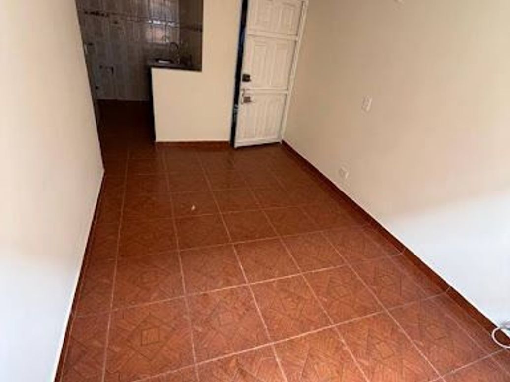 Apartamento de 3 alcobas en venta en San Bernardino Xvii, Bogotá, 45 m² · foto 2 de 20