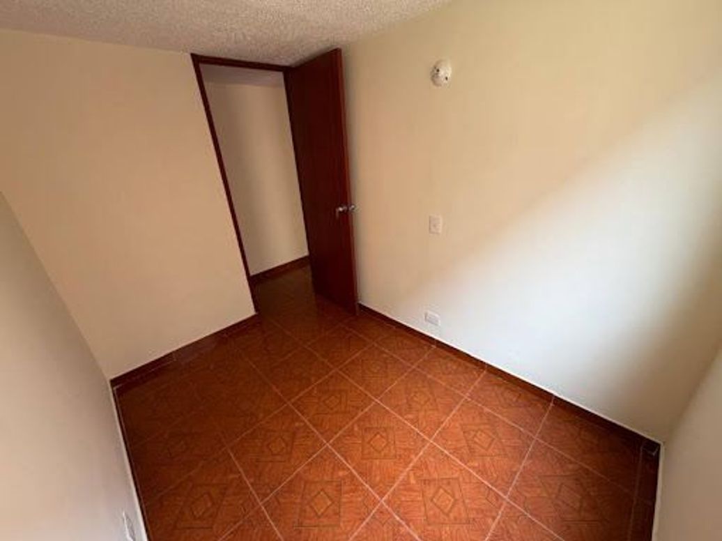 Apartamento de 3 alcobas en venta en San Bernardino Xvii, Bogotá, 45 m² · foto 13 de 20