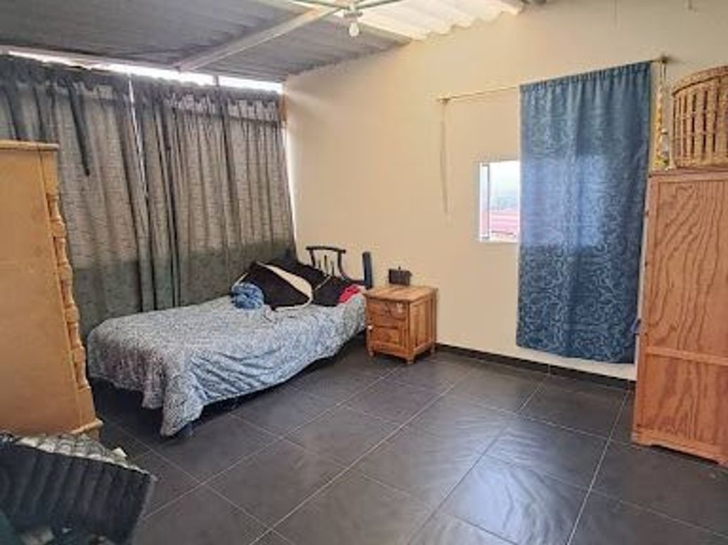 Casa de 8 alcobas en venta en El Porvenir De La Estancia, Bogotá, 66 m² · foto 3 de 11
