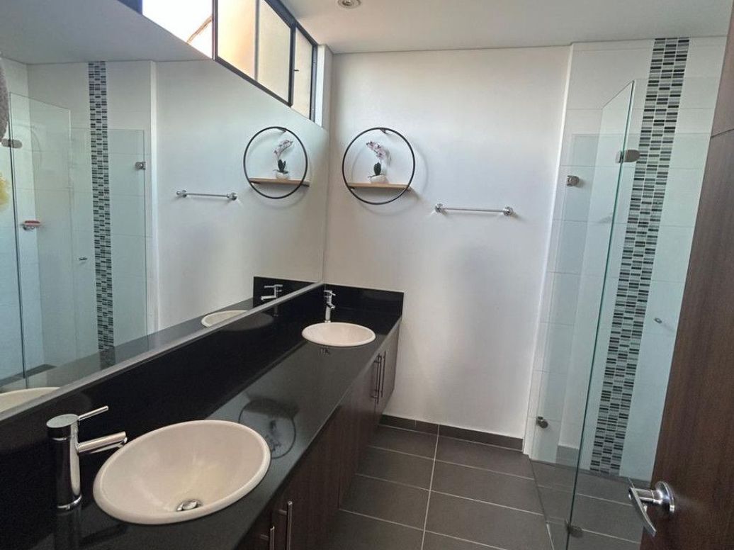 Apartamento de 3 alcobas en venta en Cantalejo, Bogotá, 136 m² · foto 15 de 20