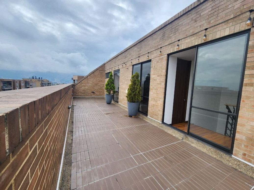 Apartamento de 3 alcobas en venta en Cantalejo, Bogotá, 136 m² · foto 17 de 20