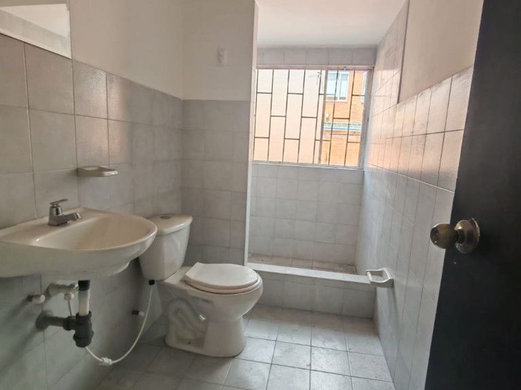 Casa de 5 alcobas en venta en La Patria, Bogotá, 280 m² · foto 20 de 20