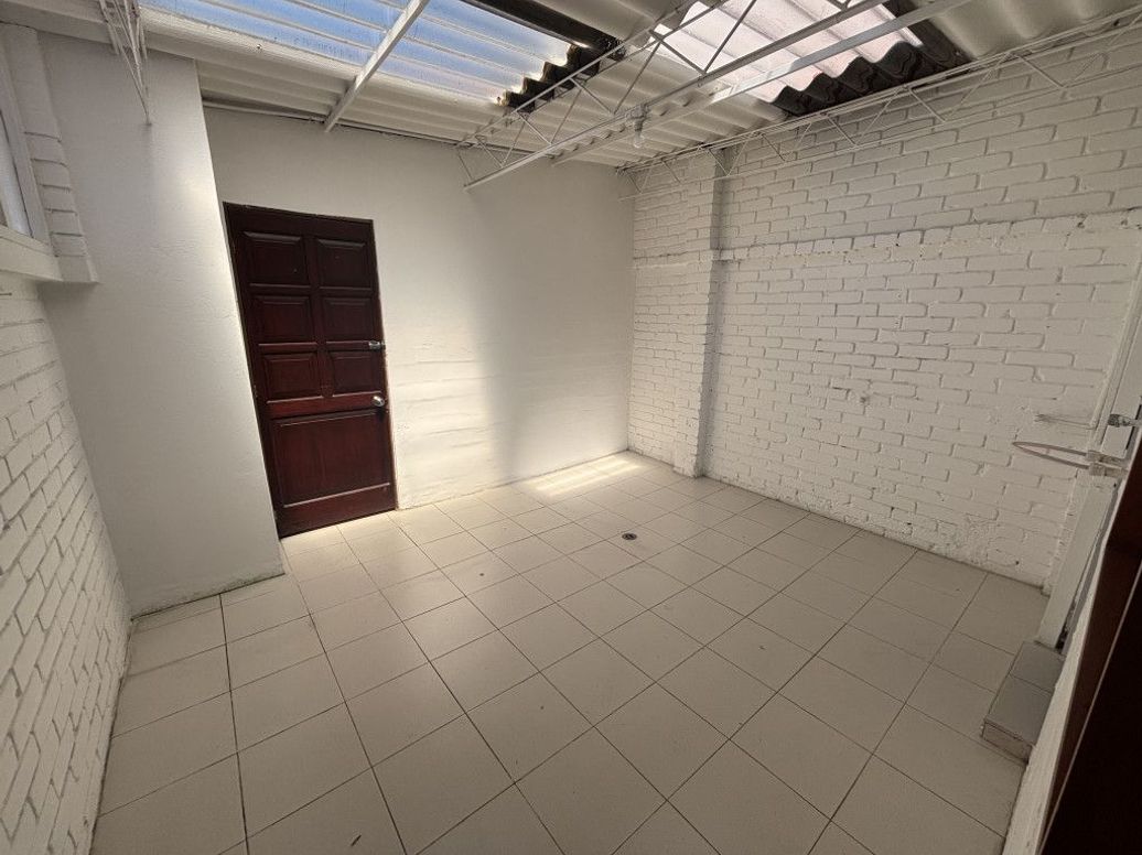 Casa de 5 alcobas en venta en Las Margaritas, Bogotá, 204 m² · foto 8 de 20