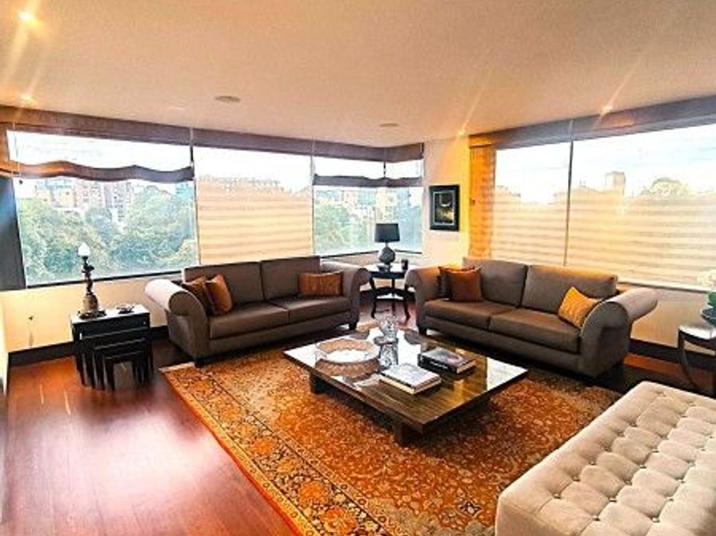 Apartamento de 3 alcobas en venta en La Cabrera, Bogotá, 414 m² · foto 6 de 20