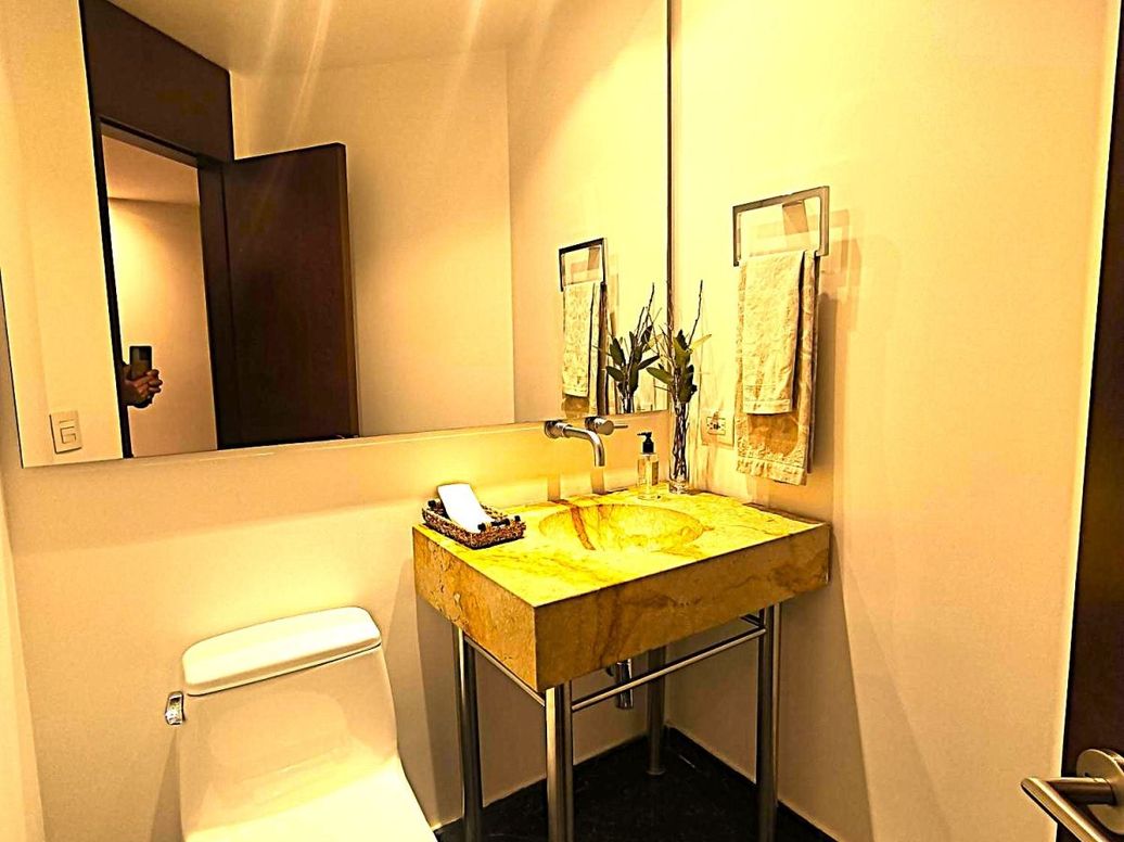 Apartamento de 3 alcobas en venta en La Cabrera, Bogotá, 414 m² · foto 4 de 20