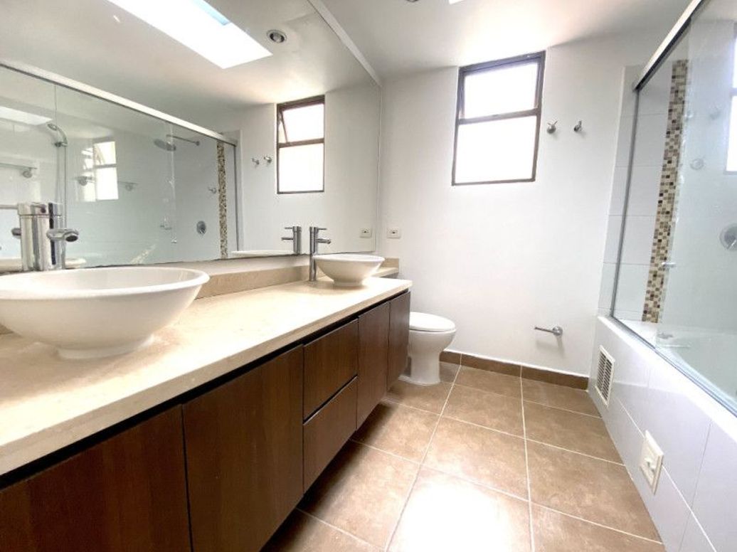 Casa de 4 alcobas en venta en Casa Blanca, Bogotá, 179 m² · foto 16 de 20