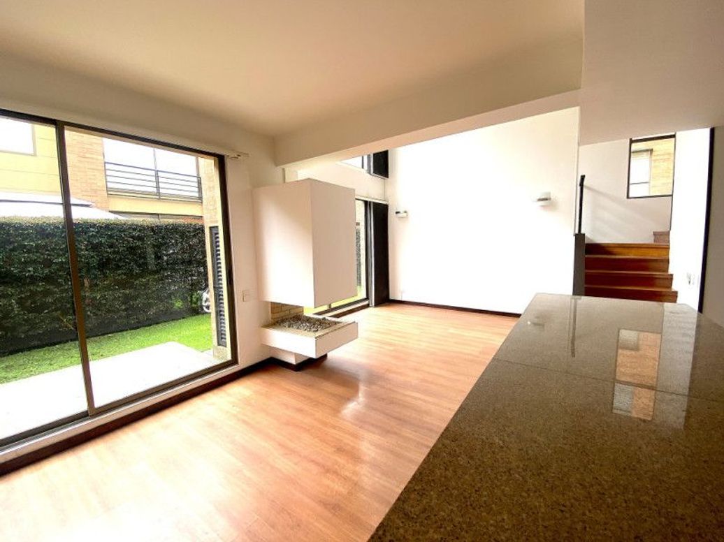 Casa de 4 alcobas en venta en Casa Blanca, Bogotá, 179 m² · foto 4 de 20